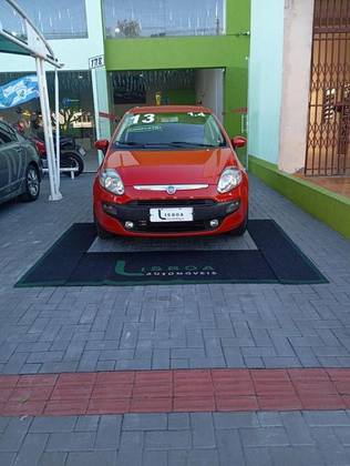 FIAT PUNTO 1.4 ATTRACTIVE 8V FLEX 4P MANUAL